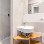 Apartmán Lovely Very Near Zara Metro Station M3m5 *